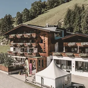 Hotel&appartements Tiroler Buam 4*, Saalbach Österreich